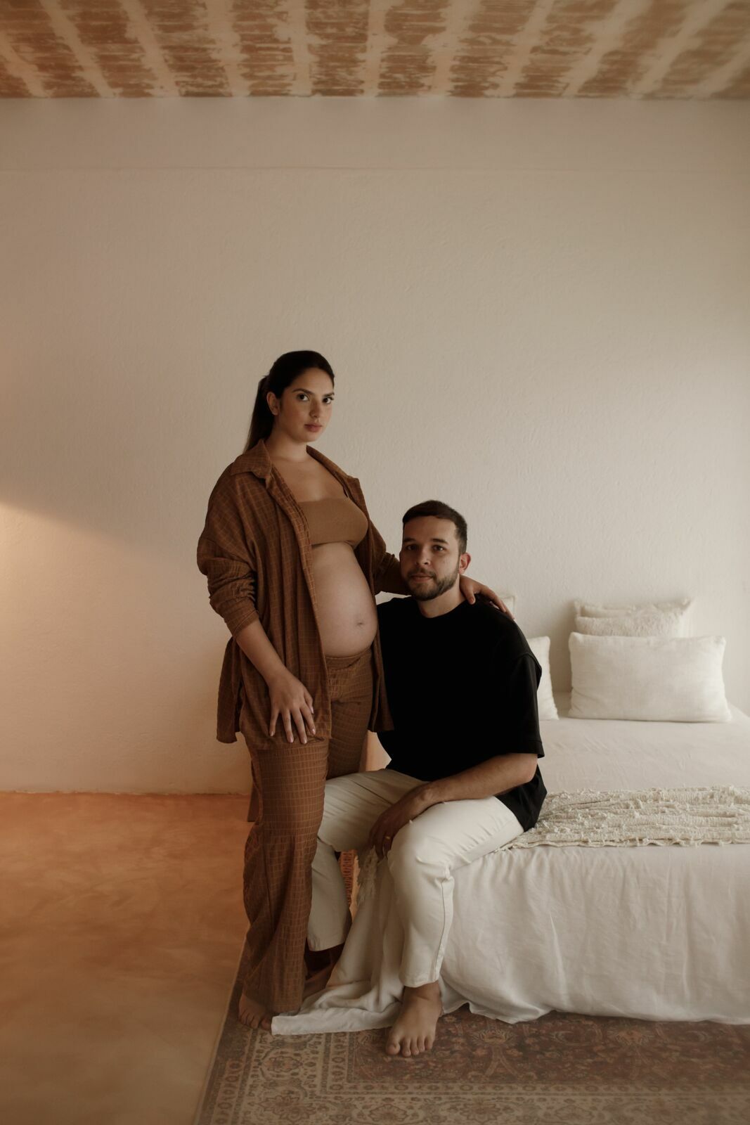 Foto Grávidos Bianca e João Guilherme na espera de Pilar  - Imagem 8